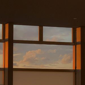 美女的🍌伸到🍑屁股眼里面
